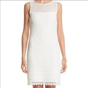 White House Black Market WHBM Sleeves Dress Size 4 White Crochet Mini